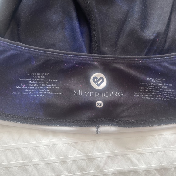 Silver Icing limited edition yoga leggings. Size  XS. - Picture 2 of 3